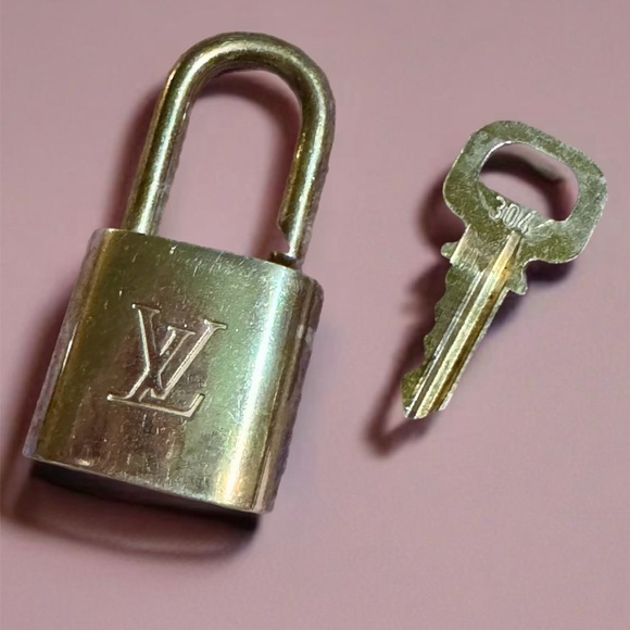 Louis Vuitton GOLD Lock & Key Gold tone Authentic. Number 304 MSRP $300 - Picture 1 of 7